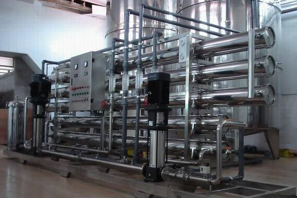 反渗透纯净水设备RO技术介绍